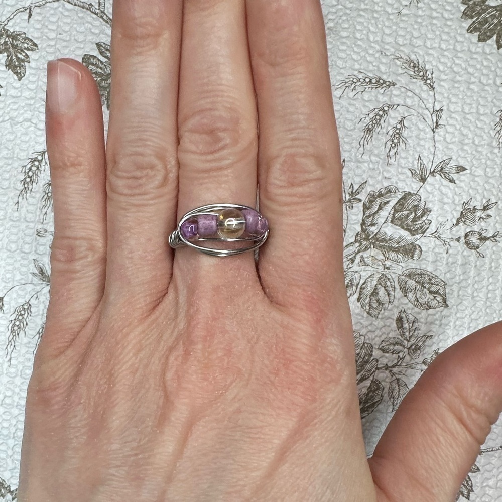 Handmade Ring purple beads - Picture 3 of 9